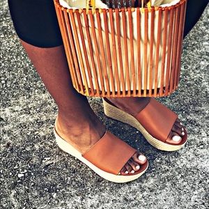 Brown Basket Handbags